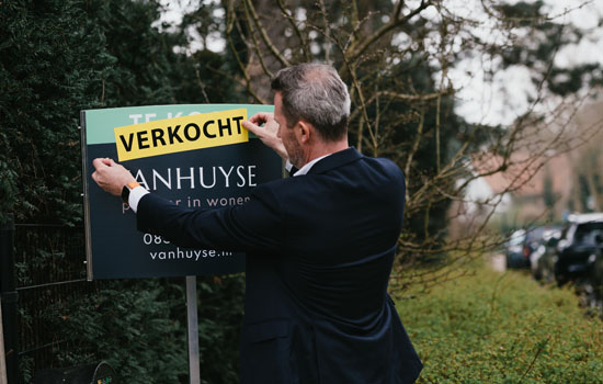 Verkoopmakelaar - VanHuyse