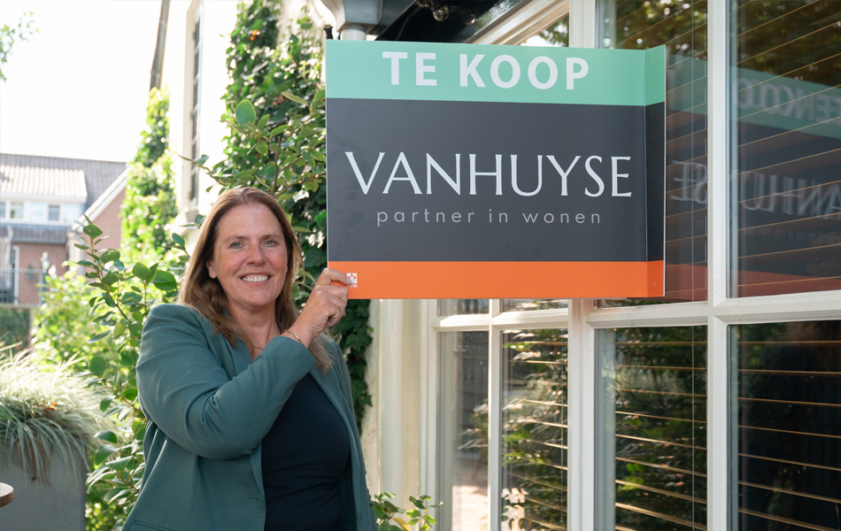 Monique Huizer - NVM Makelaar