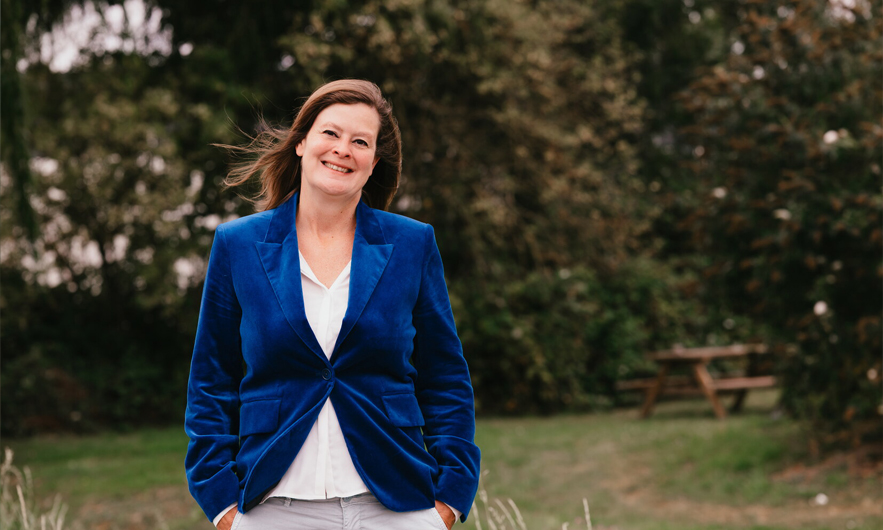 Makelaar Ezra Makkes van der Deijl