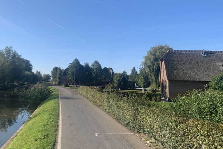 Foto van straat in Snelrewaard
