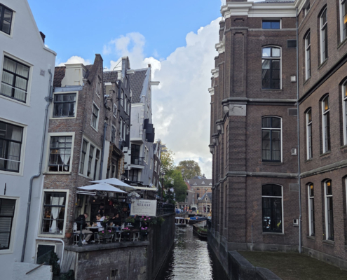 grimburgwal-burgwallen-oude-side-amsterdam