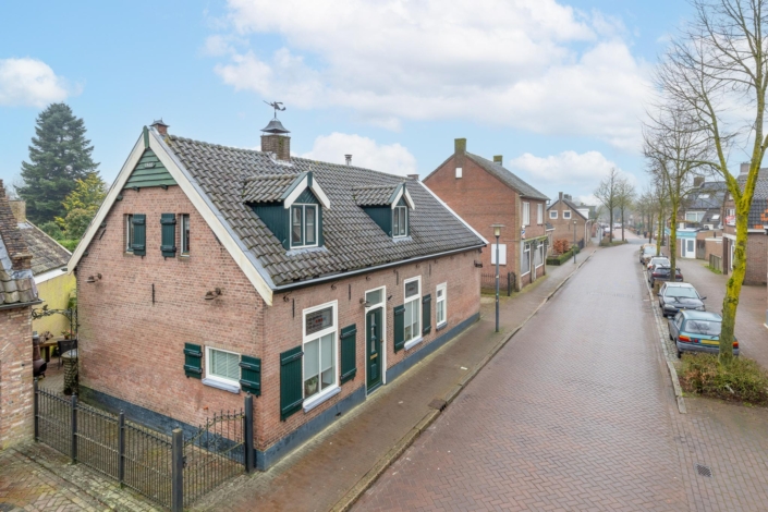 Te koop: Vrijstaande woning Abdis van Thornstraat 13 in Gilze - VanHuyse